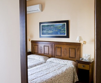 Cheap hotel in Madrid 1740