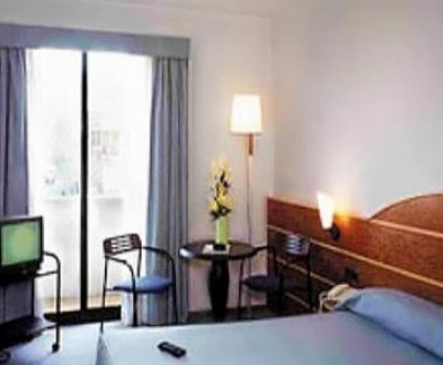 Cheap hotels on the Catalonia 2148