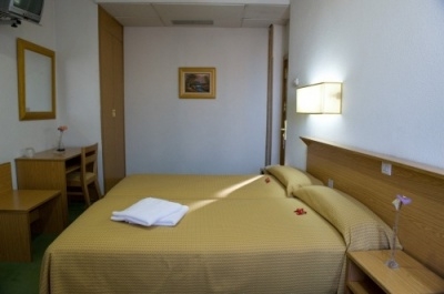 Cheap hotel in Madrid 2409