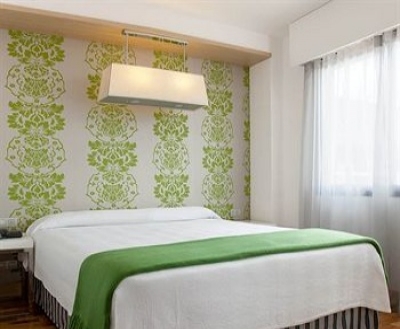 Cheap hotel in Madrid 3212