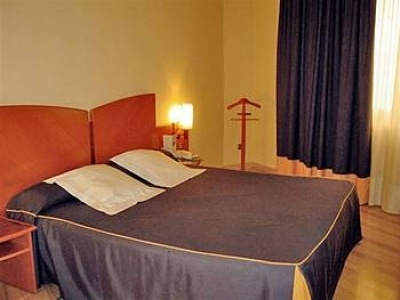 Cheap hotel in Catalonia 3327