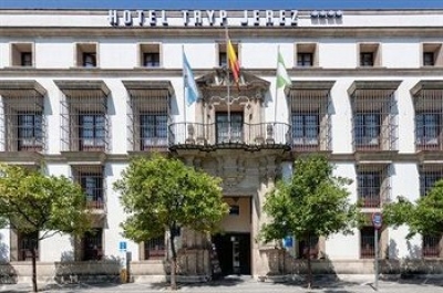 Hotel in Jerez De La Frontera 3413