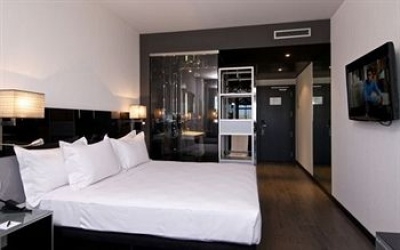 Cheap hotels on the Madrid 4015