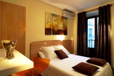 Cheap hotels on the Madrid 4327