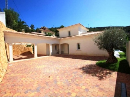 Moraira property: Villa for sale in Moraira, Alicante 25033