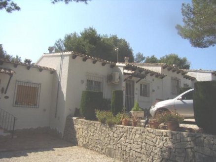 Moraira property: Alicante Bungalow 25071