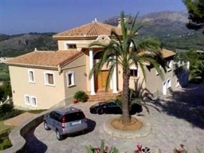 La Sella property: Villa for sale in La Sella 26249