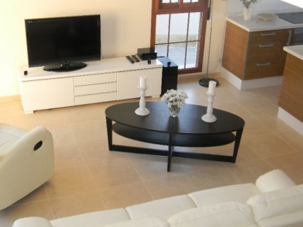 Orihuela Costa property: Villa to rent in Orihuela Costa, Alicante 32990