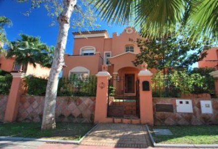 Puerto Banus property: Villa for sale in Puerto Banus 33503