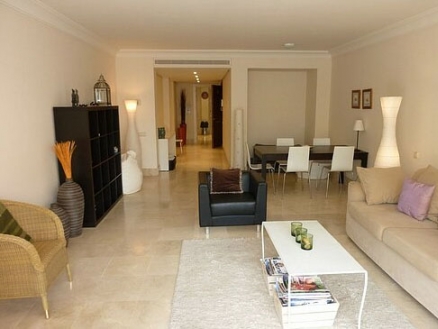 Marbella property: Apartment with 2 bedroom in Marbella 33532