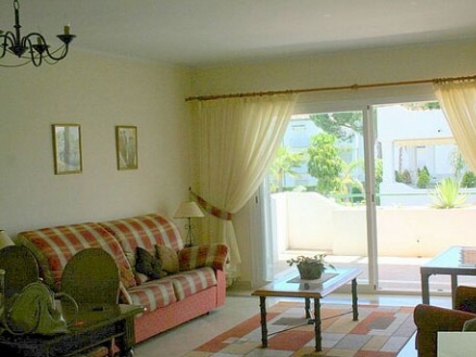 Estepona property: Apartment with 2 bedroom in Estepona 33533