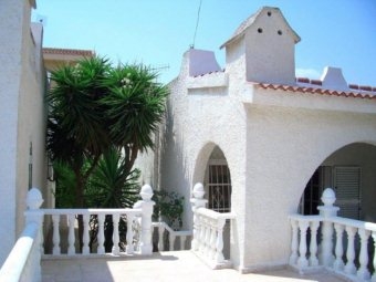 Villamartin property: Villa for sale in Villamartin, Spain 4189