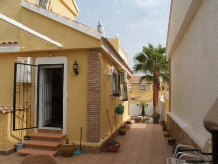 Gran Alacant property: Villa with 6 bedroom in Gran Alacant 46136