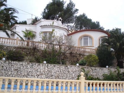 Villa for sale in town 48062