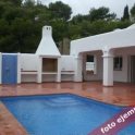 Villa for sale in town 48081