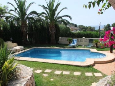 Villa for sale in town, Spain 48101