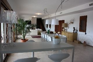 Villa with 4 bedroom in town 48183