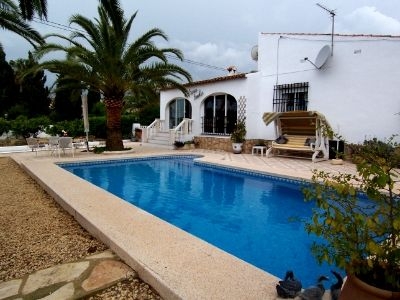 Villa to rent in town, Spain 48184