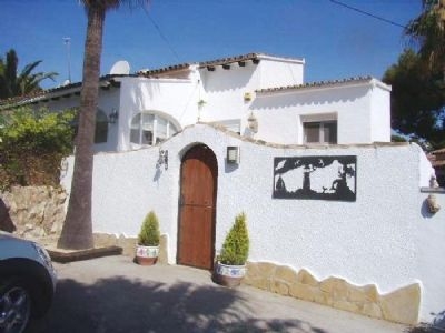 Villa for sale in town 48307