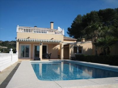 Villa with 3 bedroom in town 48337