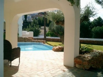 Villa for sale in town, Spain 48453