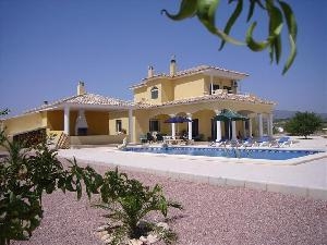 Pinoso property: Villa for sale in Pinoso 49064