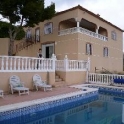 Villa for sale in town 49182