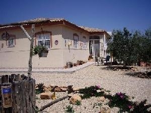 Hondon de las Nieves property: Villa with 3 bedroom in Hondon de las Nieves, Spain 49397