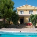 Villa for sale in town 49484