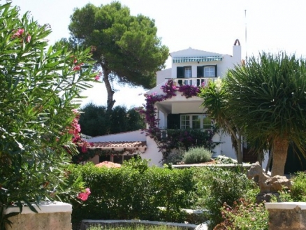 Villa for sale in town,  51456