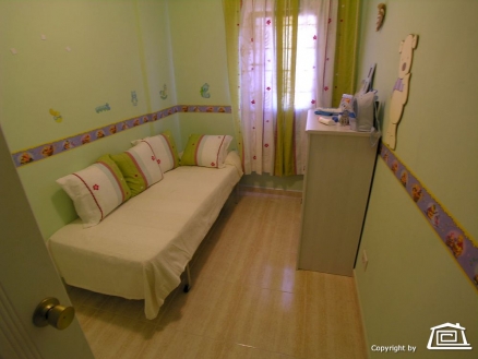 Townhome with 3 bedroom in town, Spain 52615