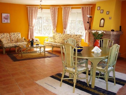 Villa with 3 bedroom in town 53857