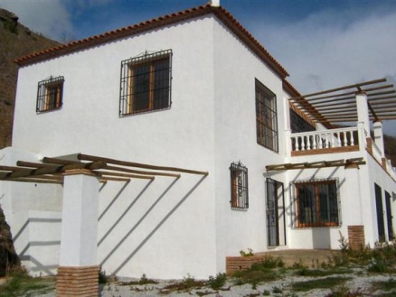 Villa for sale in town, Spain 54066