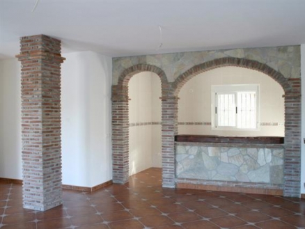 Villa for sale in town,  54077