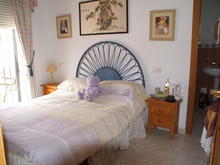 Alicante property | 3 bedroom Villa 54436