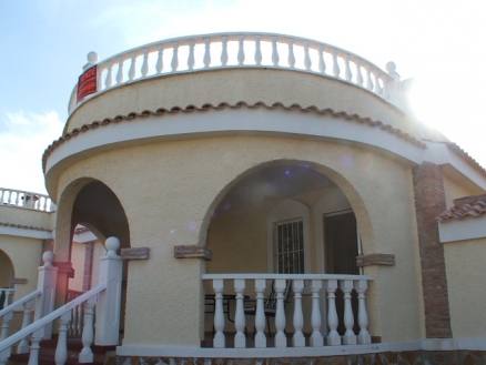 Villa for sale in town, Spain 54441