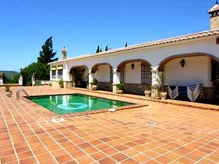 Canillas De Aceituno property: House for sale in Canillas De Aceituno, Spain 64540