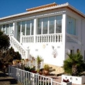 Villa for sale in town 64754