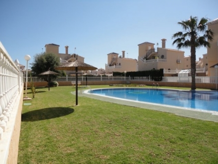 Cabo Roig property: Apartment in Alicante for sale 67408