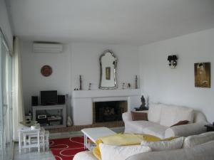 Apartment with 2 bedroom in town 67695