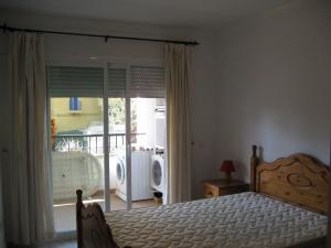 Apartment with 2 bedroom in town 67703