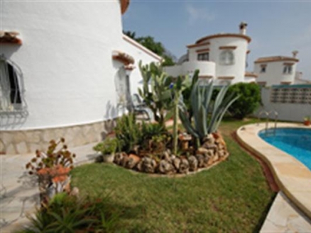 Villa for sale in town, Spain 68823