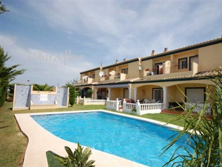 Villa for sale in town 68830