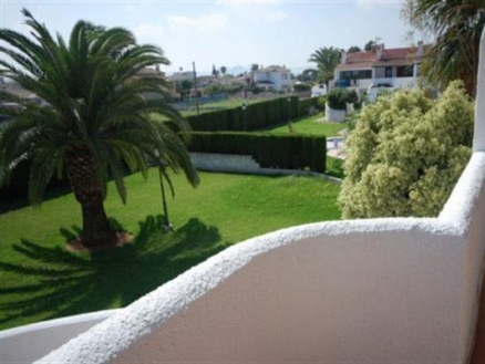 Villa for sale in town, Alicante 68836