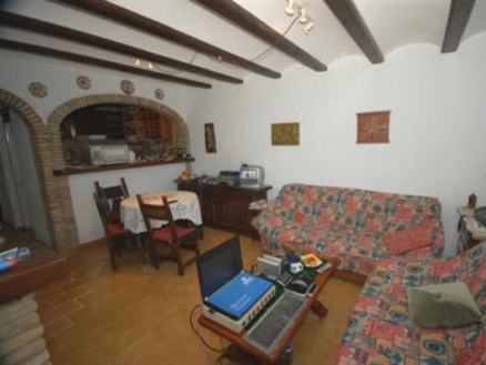 Apartment for sale in town, Spain 68852