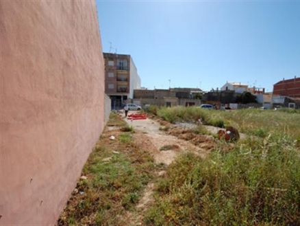 Land with bedroom in town, Spain 68957