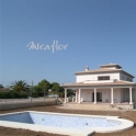 Villa for sale in town 68989