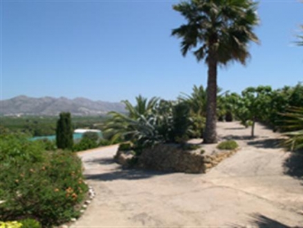 Orba property: Villa with 5 bedroom in Orba 69037