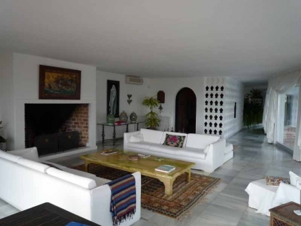 Guadalmina property: Villa with 8 bedroom in Guadalmina 69430