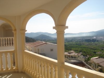 Jalon property: Apartment to rent in Jalon, Spain 100015